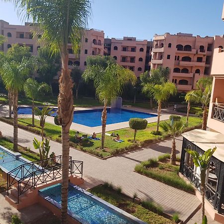 Un Moderne Chic Appartement Vue Sur Piscine Маракеш Екстериор снимка