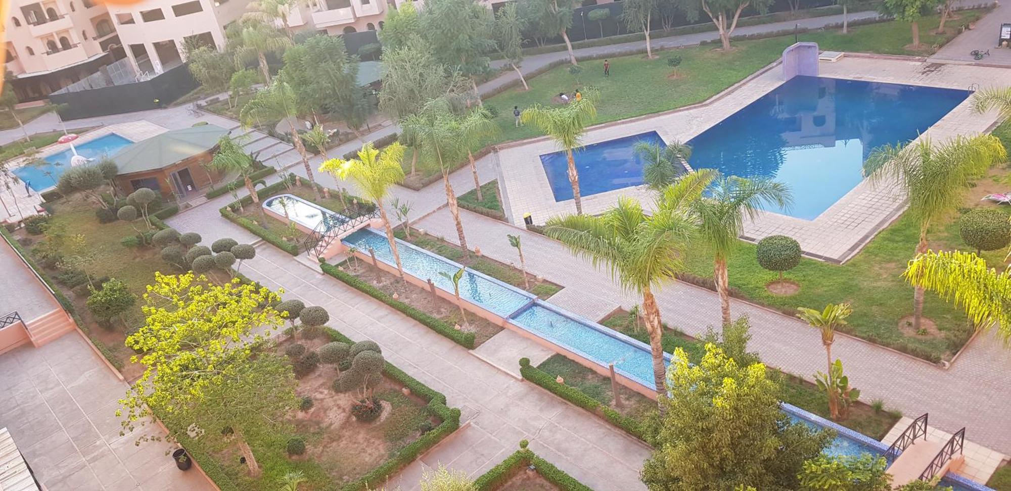 Un Moderne Chic Appartement Vue Sur Piscine Маракеш Екстериор снимка